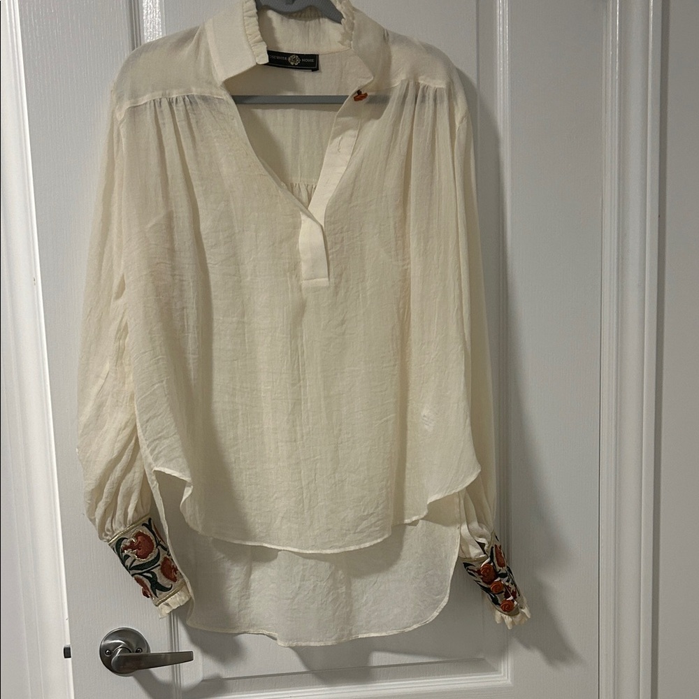 Chic Cream Blouse with Embroidered Sleeves